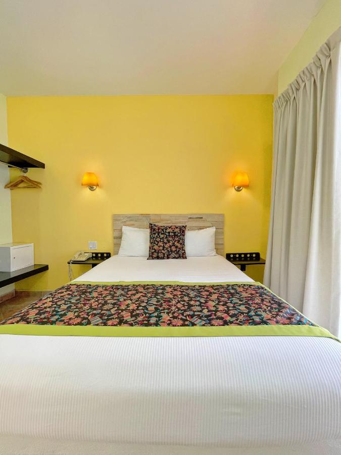 Seven Crown Express & Suites By Kavia Cabo San Lucas Extérieur photo