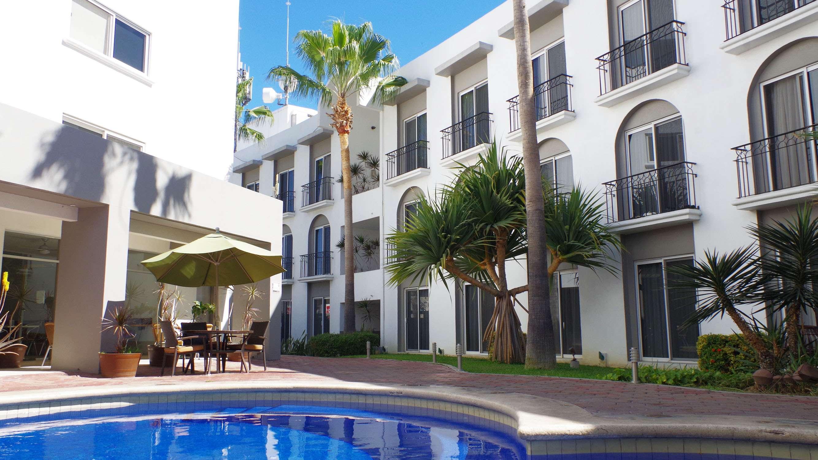 Seven Crown Express & Suites By Kavia Cabo San Lucas Extérieur photo