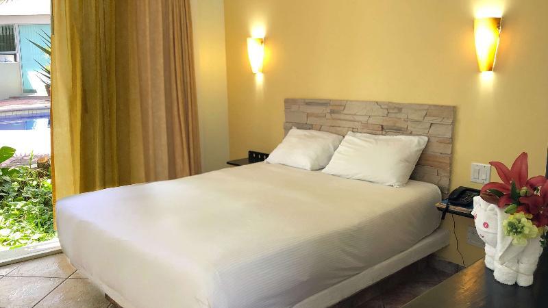 Seven Crown Express & Suites By Kavia Cabo San Lucas Extérieur photo
