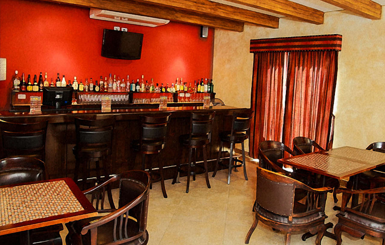 Seven Crown Express & Suites By Kavia Cabo San Lucas Extérieur photo